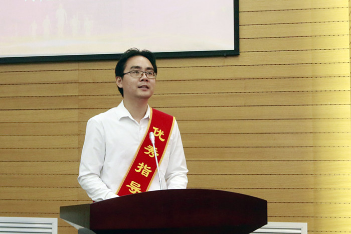 1568118973134986.jpg 冯帆_副本.jpg