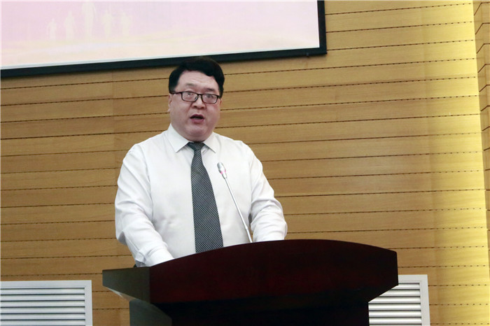 1568123225821046.jpg 全院长主持.jpg