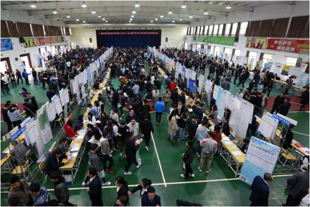 正在上传... 03b7307305c459508397b984800e9b83.png