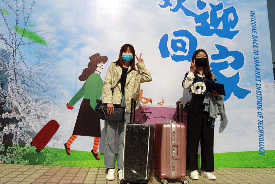 正在上传... 6d62091fb67eeaf8e4293b44a1cdb7fd.png