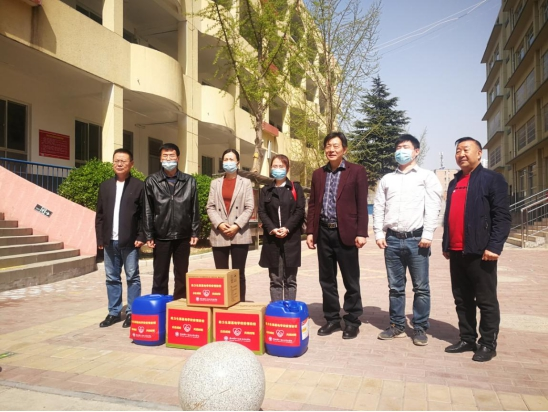 正在上传... 342348a12412ee72acd5d293775ebadc.png