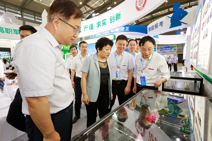 1561452479537897.jpg _B7A4166.JPG