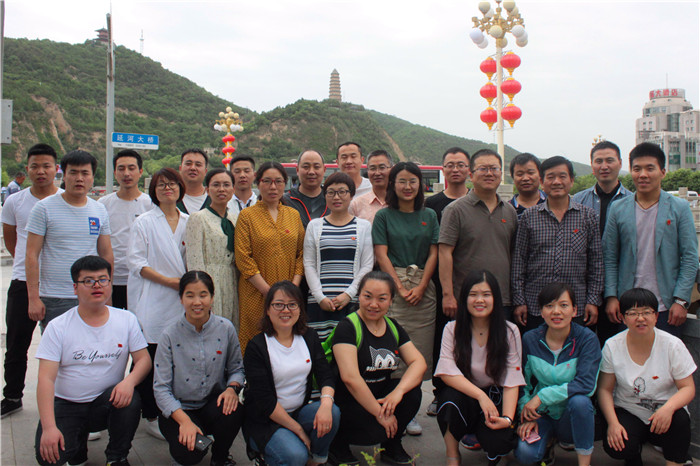 1528104112342489.jpg 新闻报送1.jpg