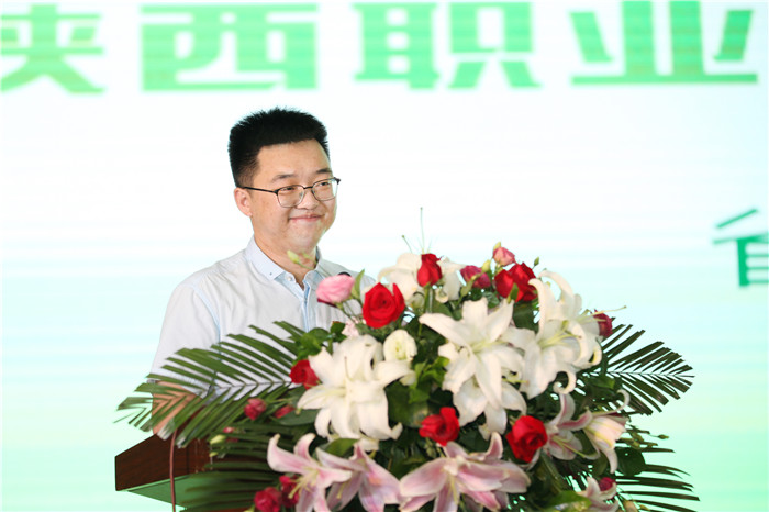 7 省学联主席刘嘉琦.jpg