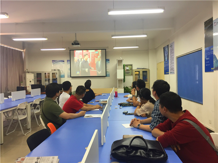 1527650370133669.png 计算机与软件学院教职工政治理论学习_副本.png