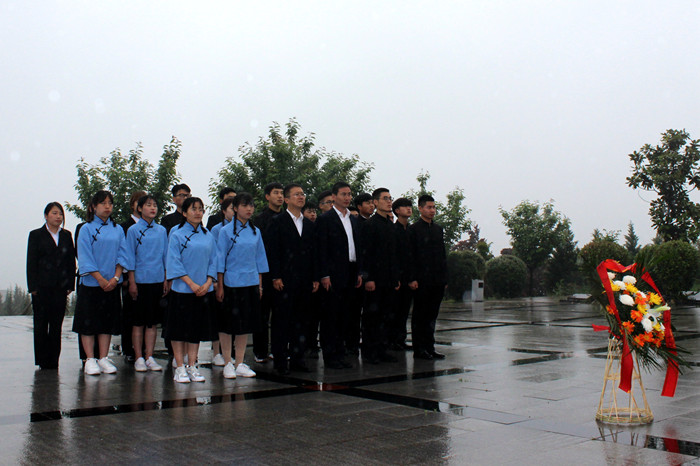 1556856587134861.jpg 1.jpg