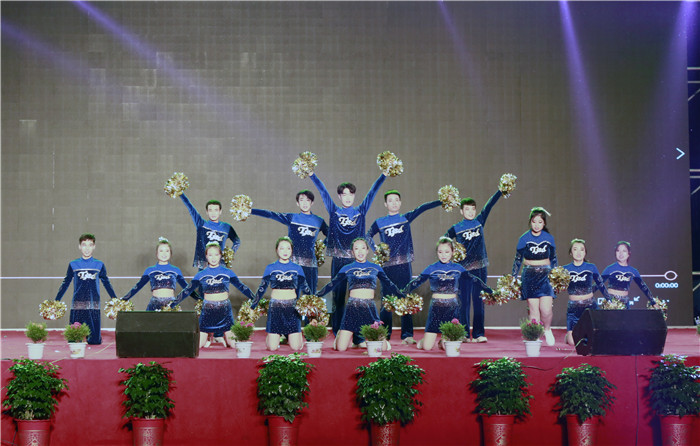 1569490936846607.jpg 健美操.jpg